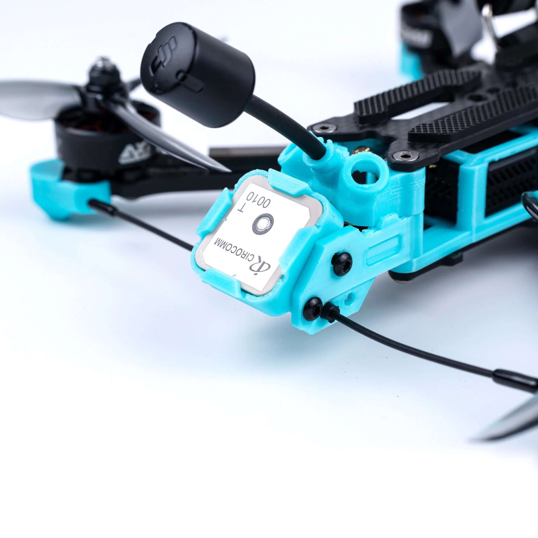 Complete MANTA 5 inch FPV drone kit with DJI O3 and GPS accessories